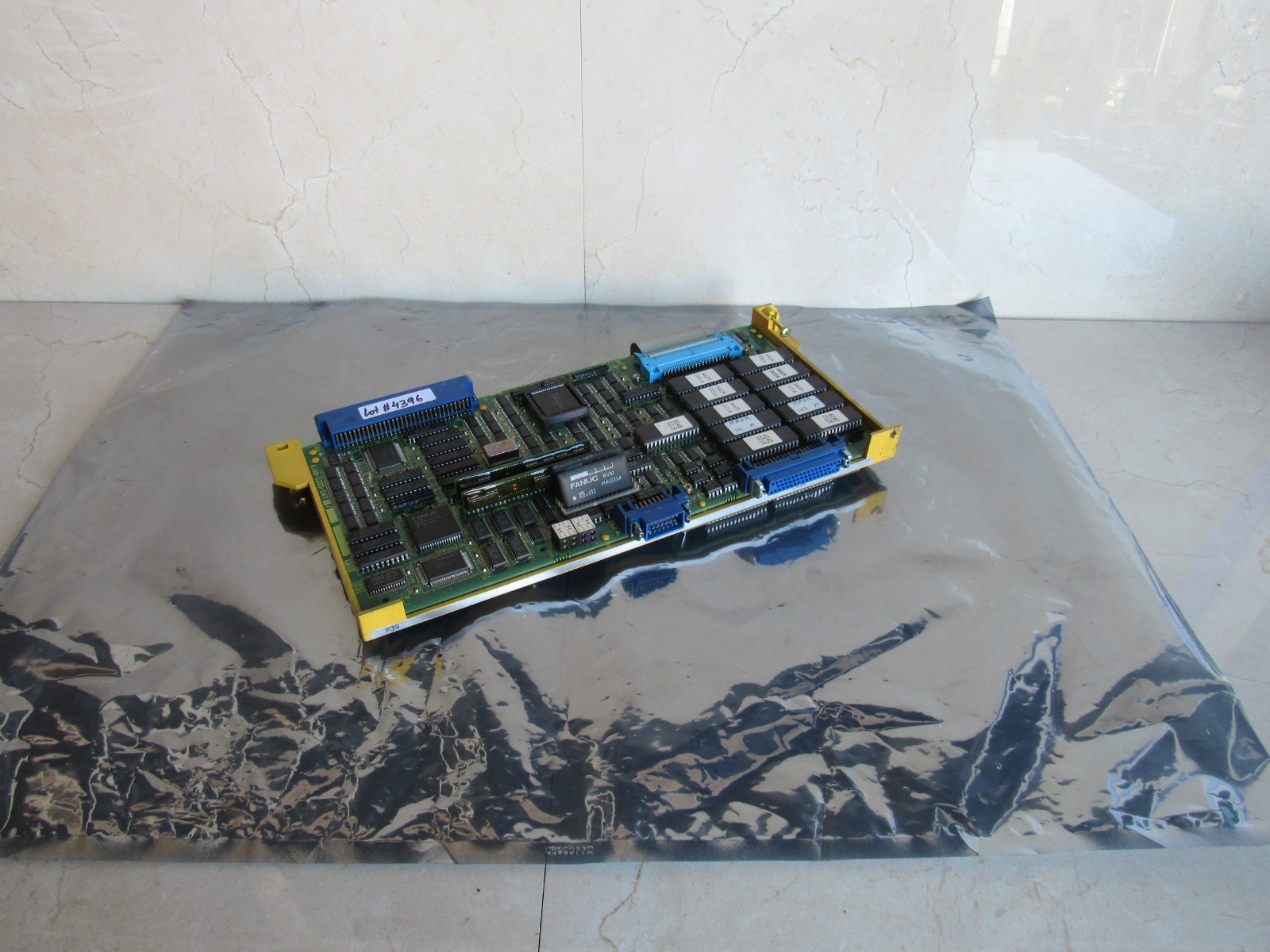 Fanuc A16B-2200-0471 -/12B With A16B-1600-0281 -/01A Lot # 4396 Listed by Mike