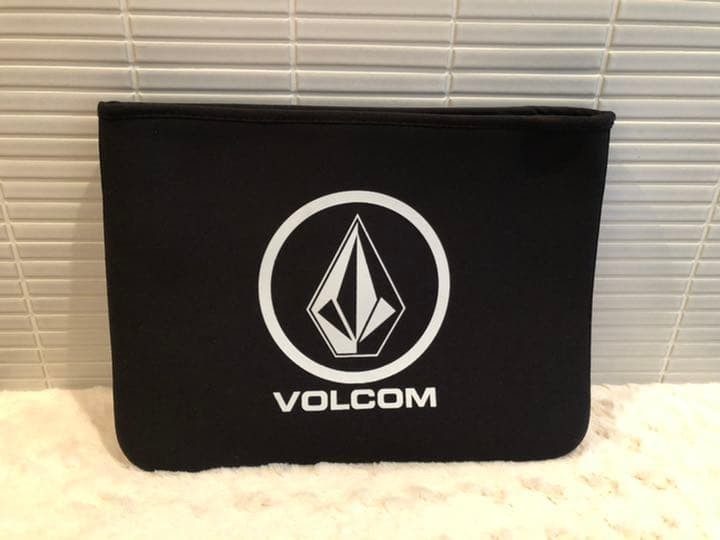 Volcom Wet Material Pouch