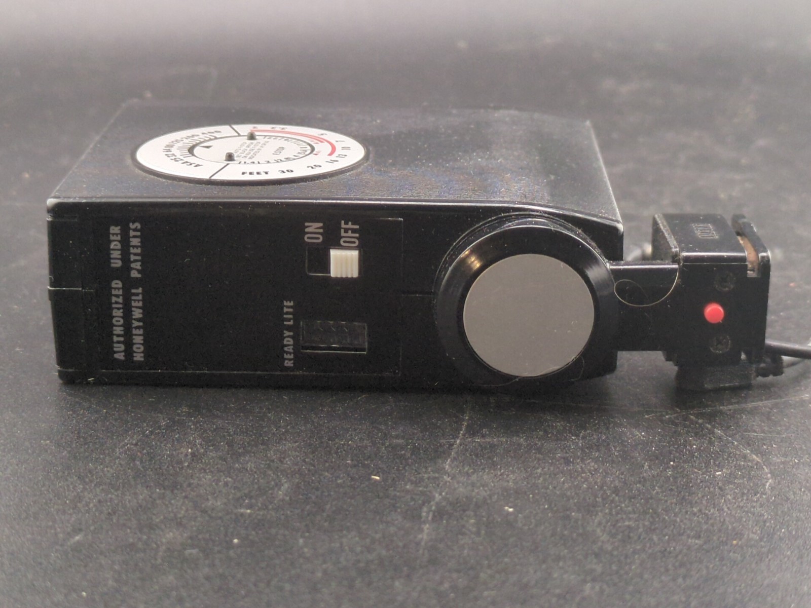 K Mart Focal Computer mini-C Camera Flash Unit Vintage Accessory Untested
