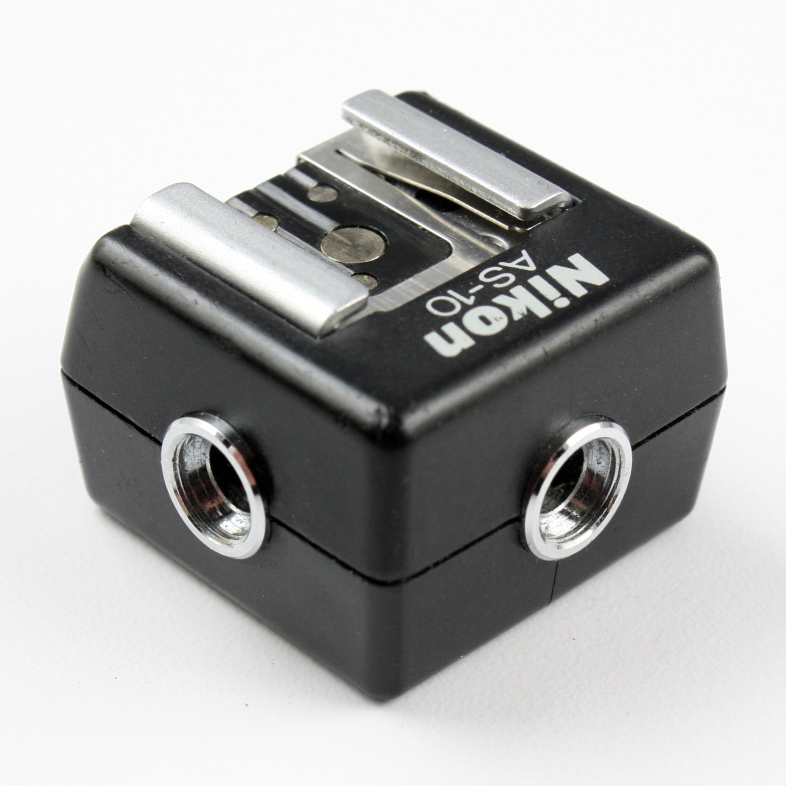 Nikon AS-10 TTL Multi-Flash Adapter