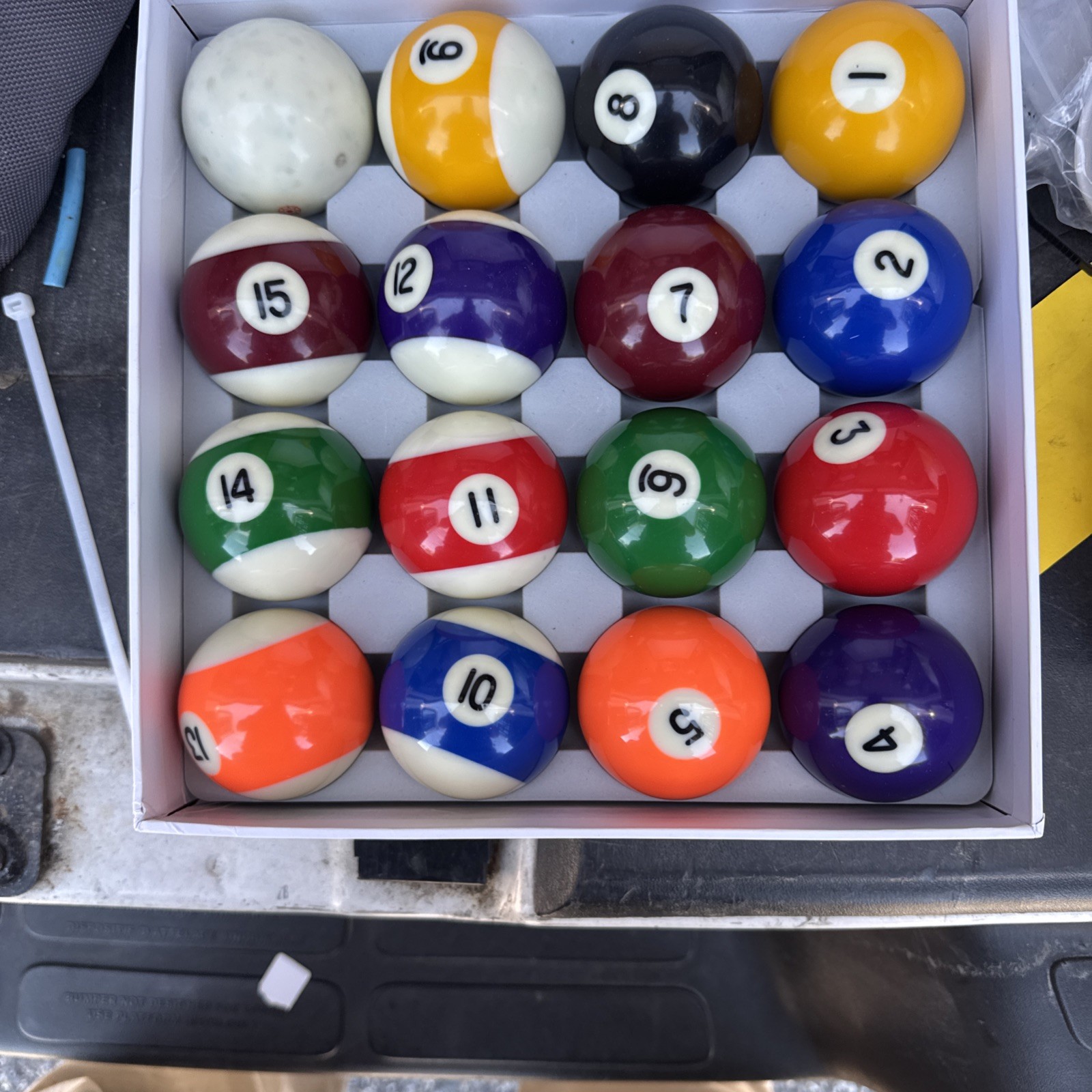 Billimart Billiard Balls. 16 Piece Set