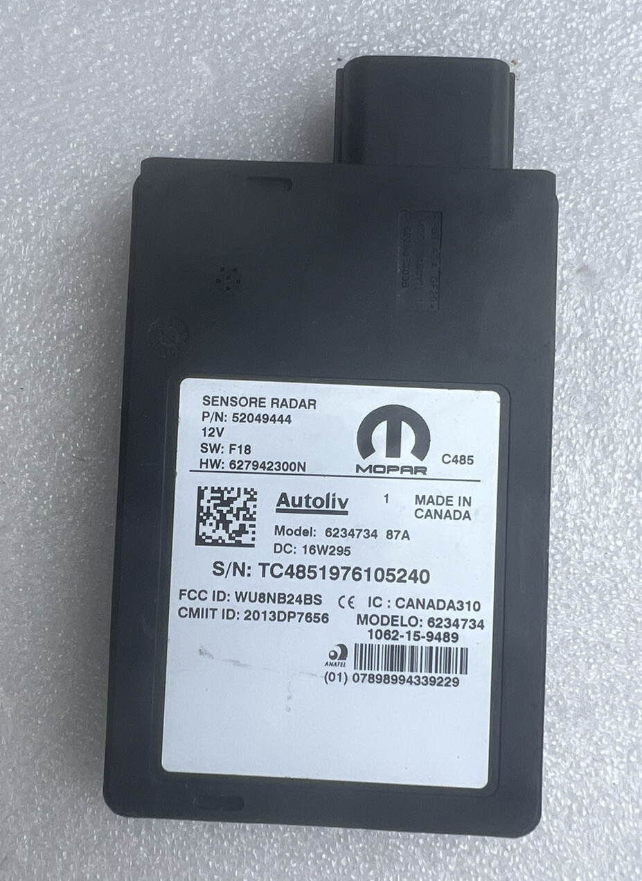 2016-2018 JEEP RENEGADE PARK ASSIST RADAR SENSOR  (52049444) OEM..