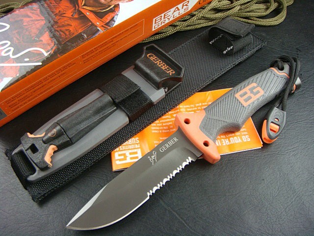 Fixed Blade Outdoor Survival Serrated Hunting Pocket Knife With Belt Sheath Bear