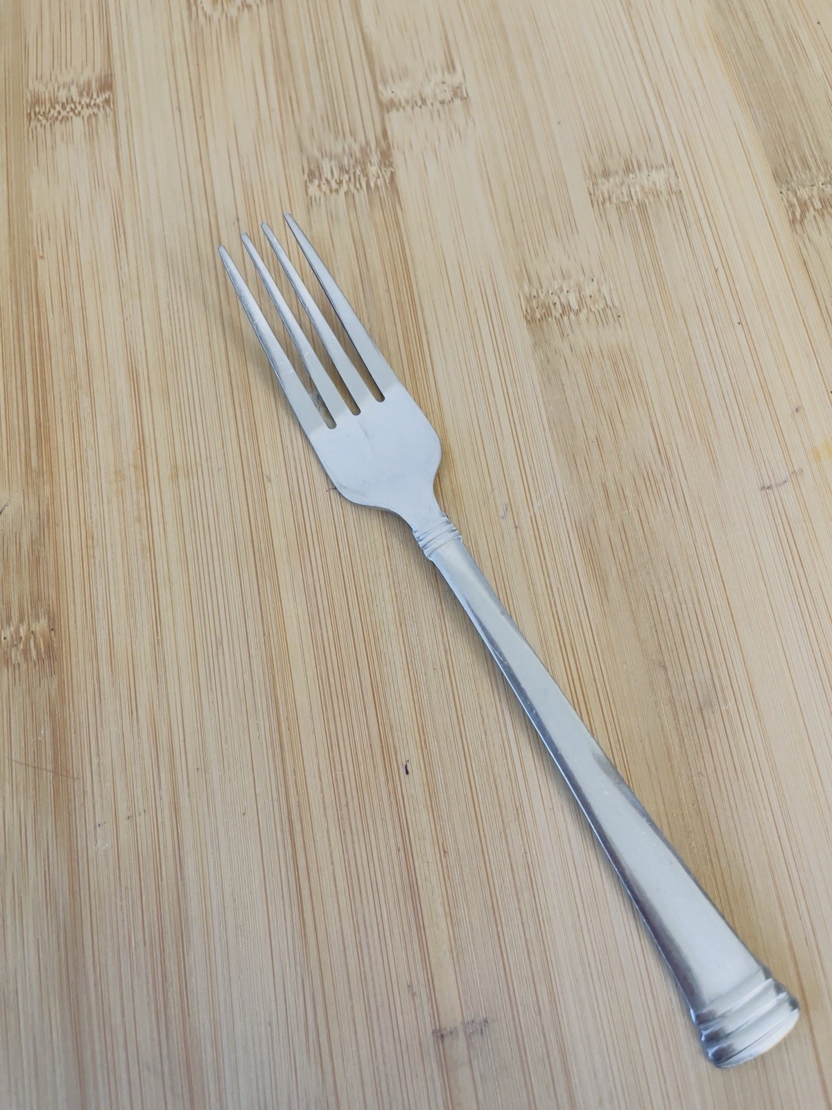 Gibson Elite Stainless WARRINGTON Vertical Lines Rounded Flat Tip SALAD FORK 7"