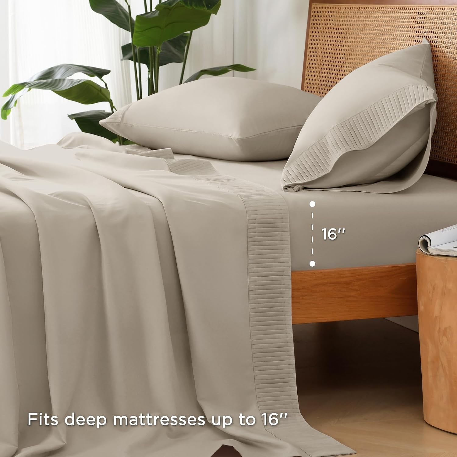 Exquisite 4-Piece Queen Sheet Set - Breathable Cooling with Ruched Design
