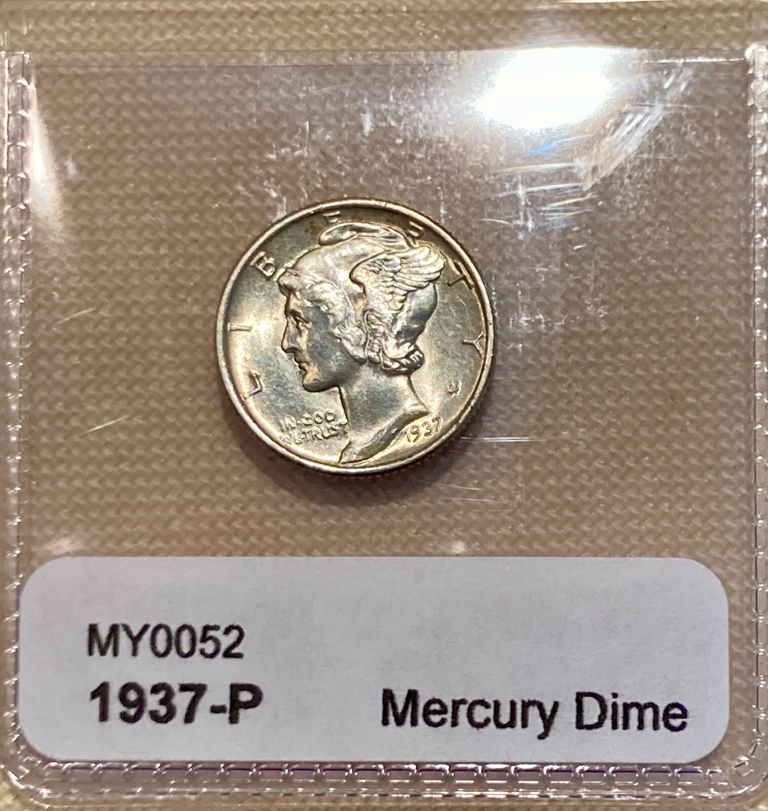 Excellent 1937 P Mercury Dime - Super BU with no Toning.   Full Bands.