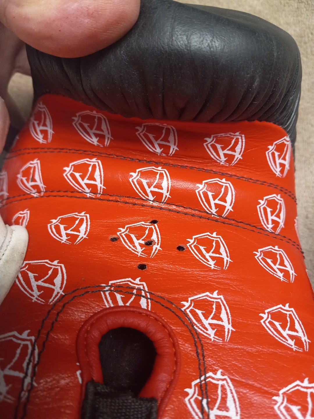 Kimlirawear 10oz Boxing Gloves