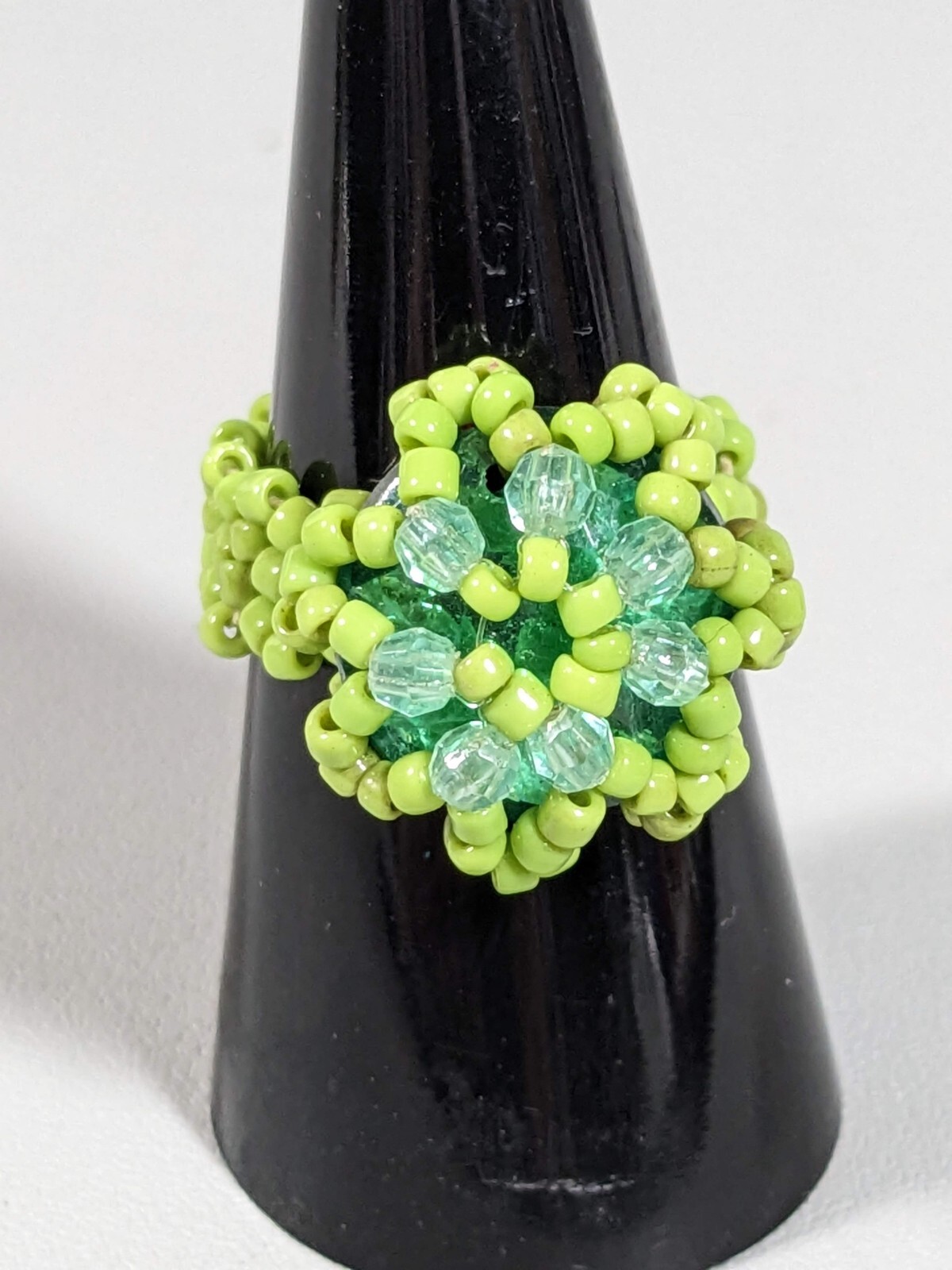 Artisan Green Glass Bead Woven Style Stretch Band Ring Size 7