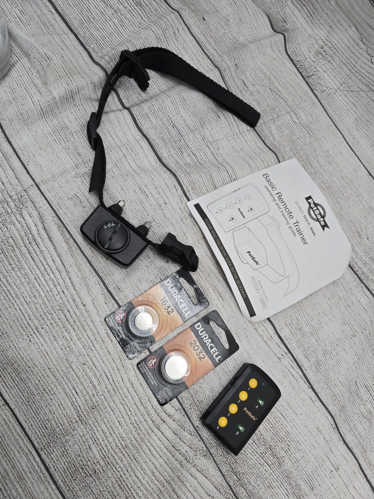 PetSafe Obedience Remote Trainer 75 Yard Range RFA-486 (PDTOO-13882)