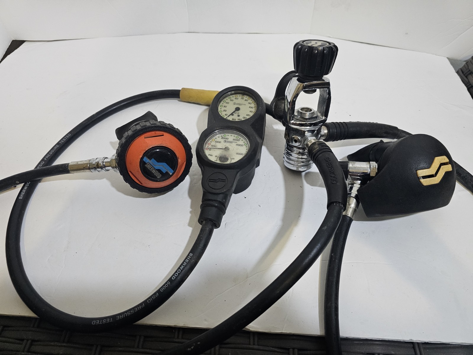 Sherwood Scuba Diving Regulator octopus Gauges , PSI, Etc.