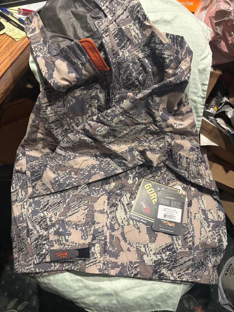 SITKA STORMFRONT LITE GORTEX JACKET OPTIFADE BIG GAME XL