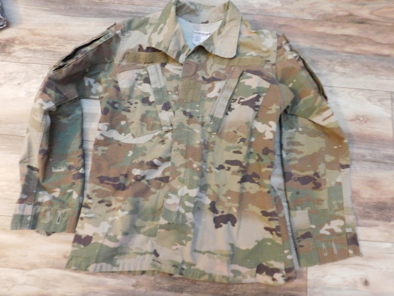 US ARMY OCP FEMALE COAT SZ 33 - REGULAR