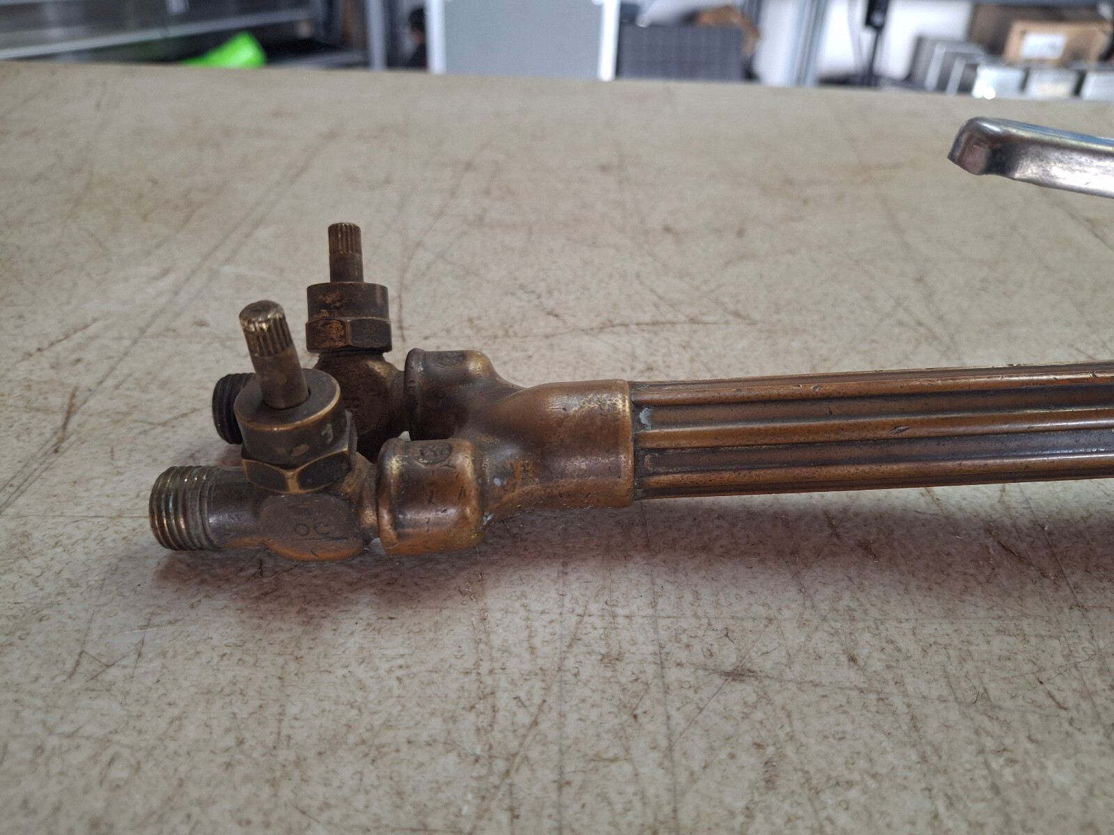 Victor CA2460 Cutting Torch 8TD 123 (NO KNOBS)