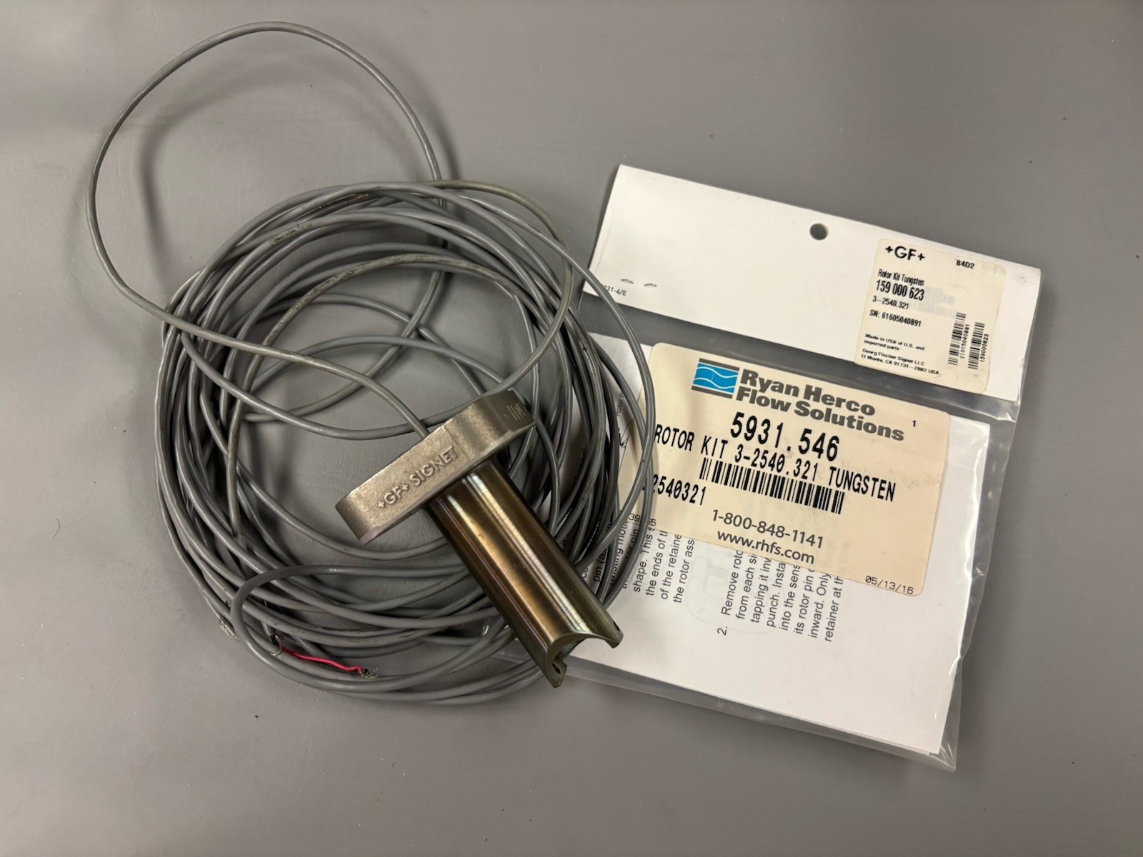 GF Signet P525-2 Metalex Paddlewheel Flow Sensor W/ New Rotor Kit 159000623