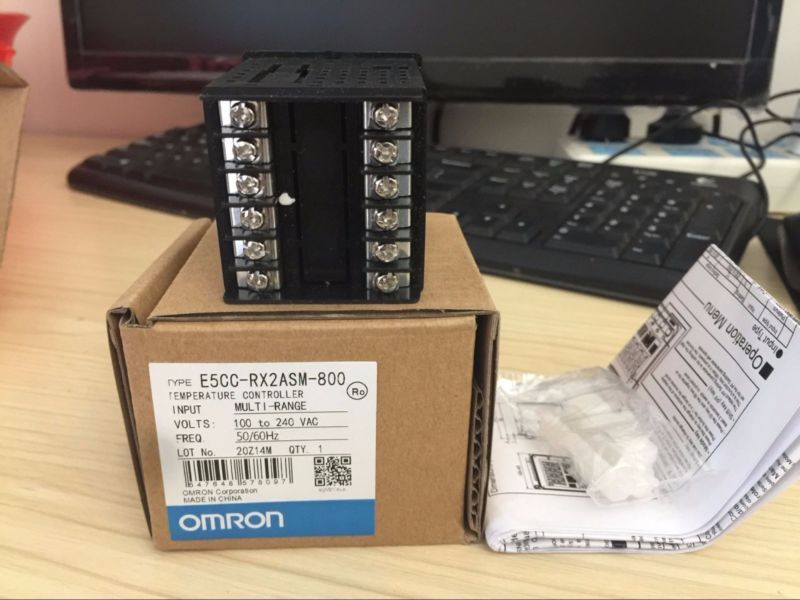 Original Digital Omron Temperature Controller E5CC-RX2ASM-800 In Box -New *TT