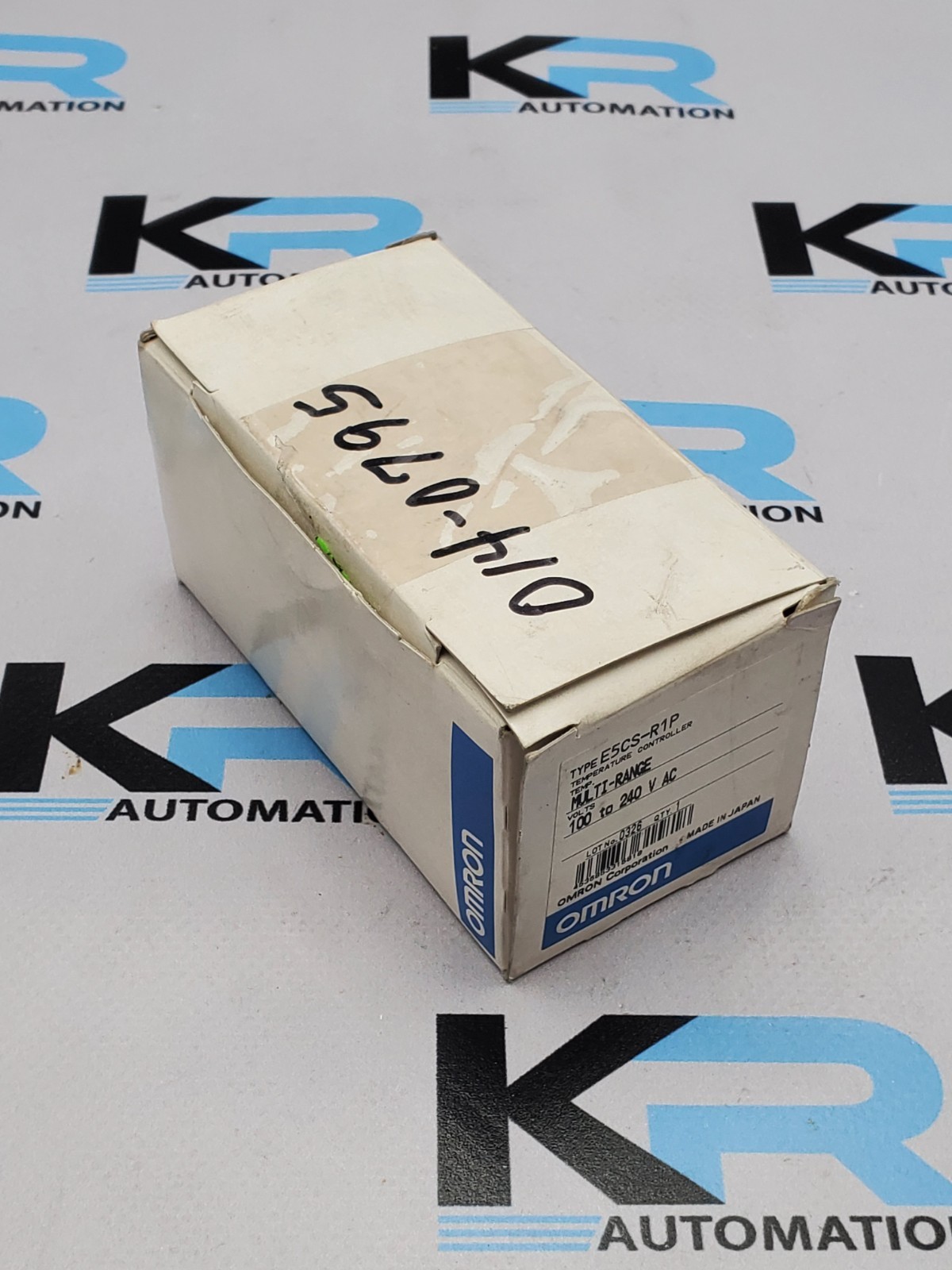 Omron E5CS-R1P Temperature Controller