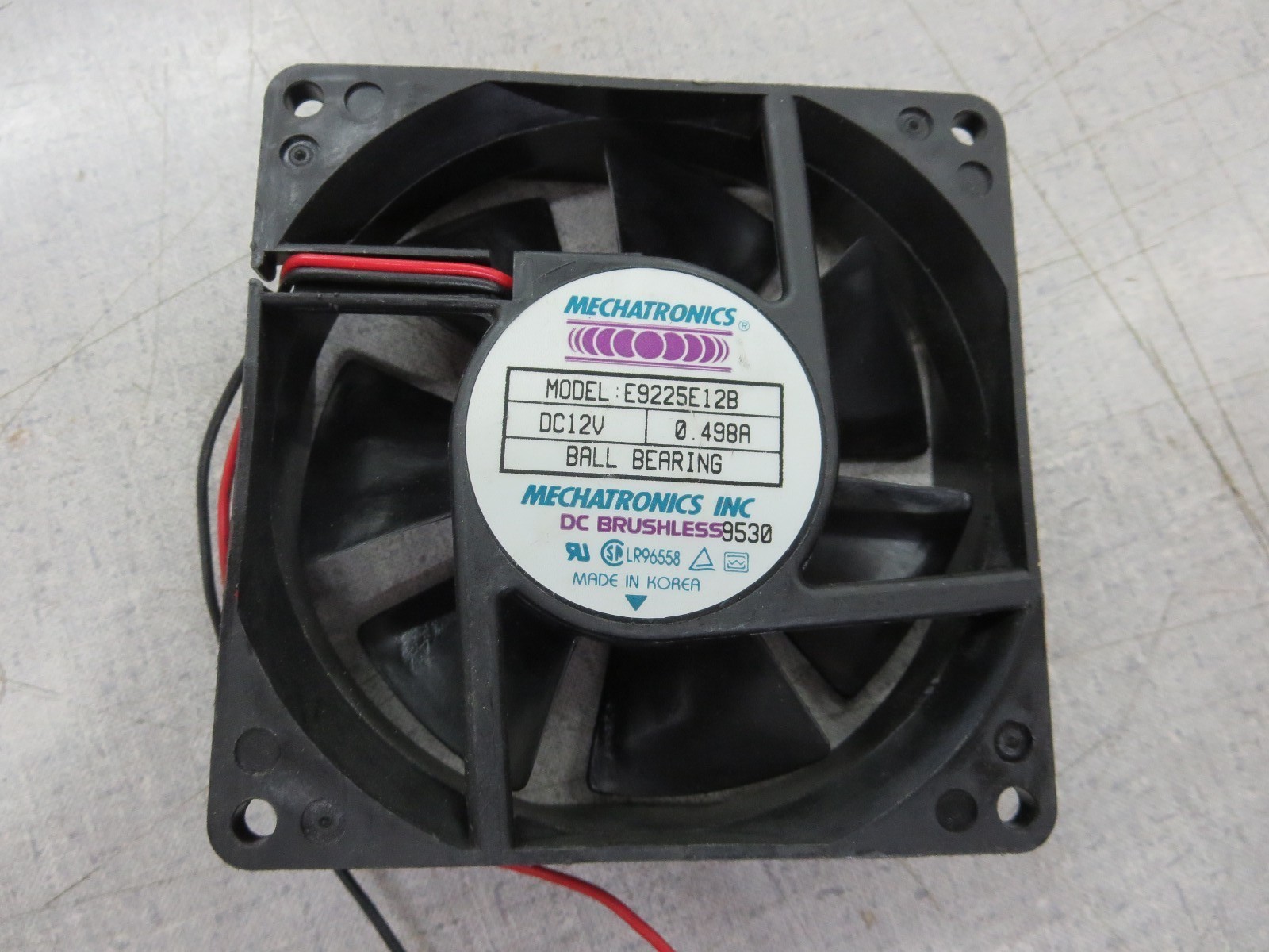 Mechatronics E9225E12B DC12V 0.498A DC Brushless Fan