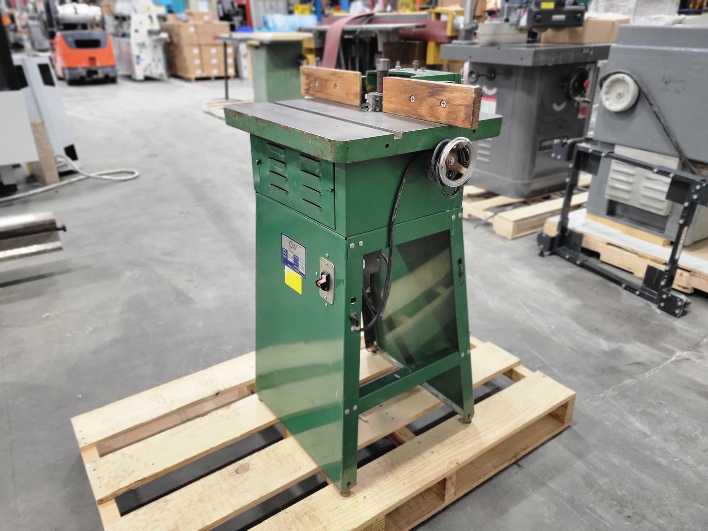 CAV SP-1218A 1 hp, 20" x 10.5" Shaper