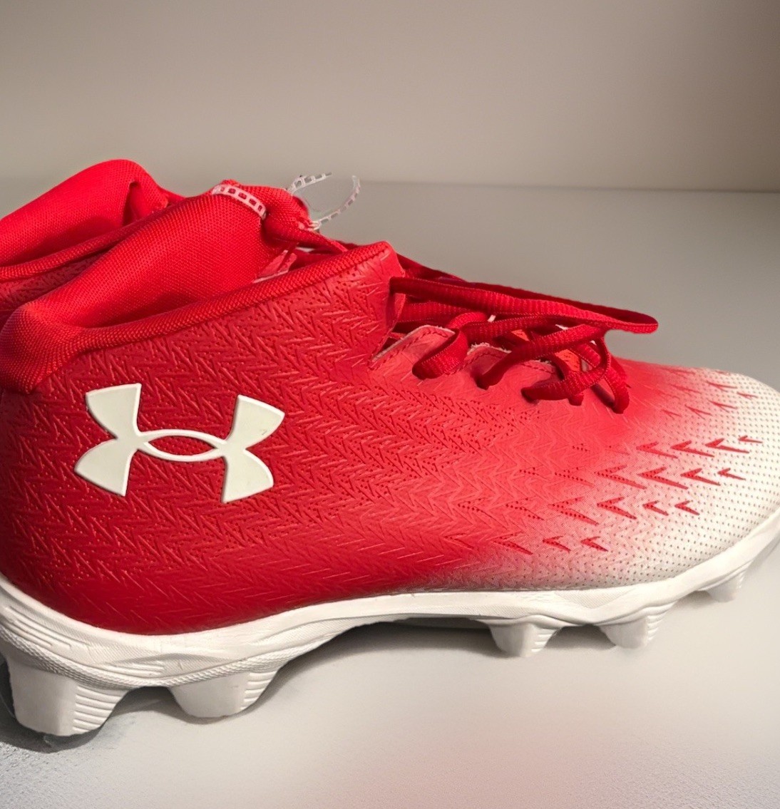 Under Armour Spotlight Franchise RM 4.0 Soccer Cleats Men’s Size 13 Red White