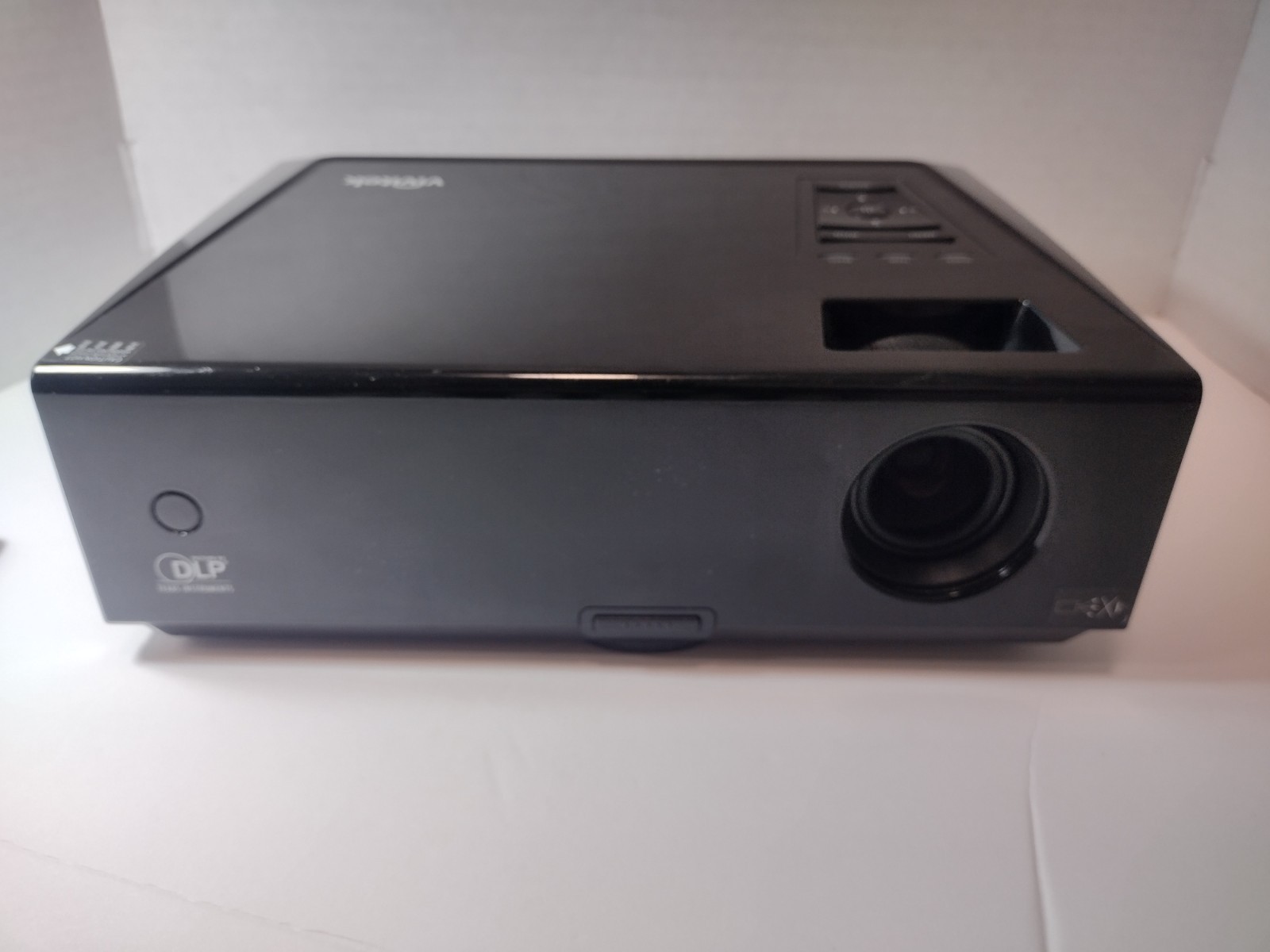VIVITEK D825MS DLP Projector  power Cable  included only see Description.