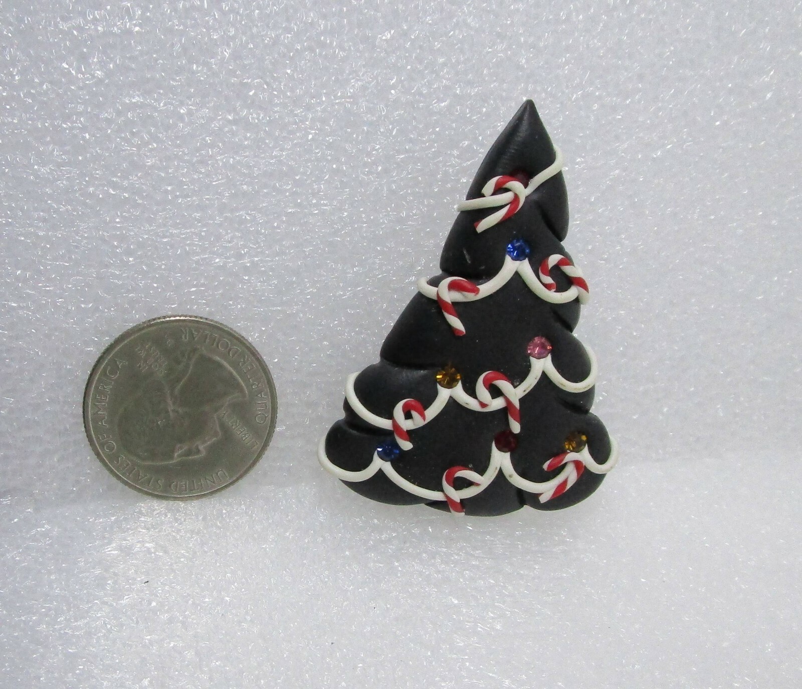 Gone Troppo Handcrafted Clay Black Christmas Tree / Candy Canes Pin