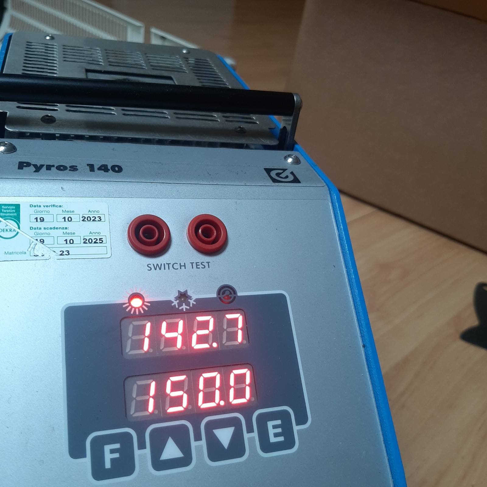 Giussani PYROS 140 Portable Temperature Calibrators