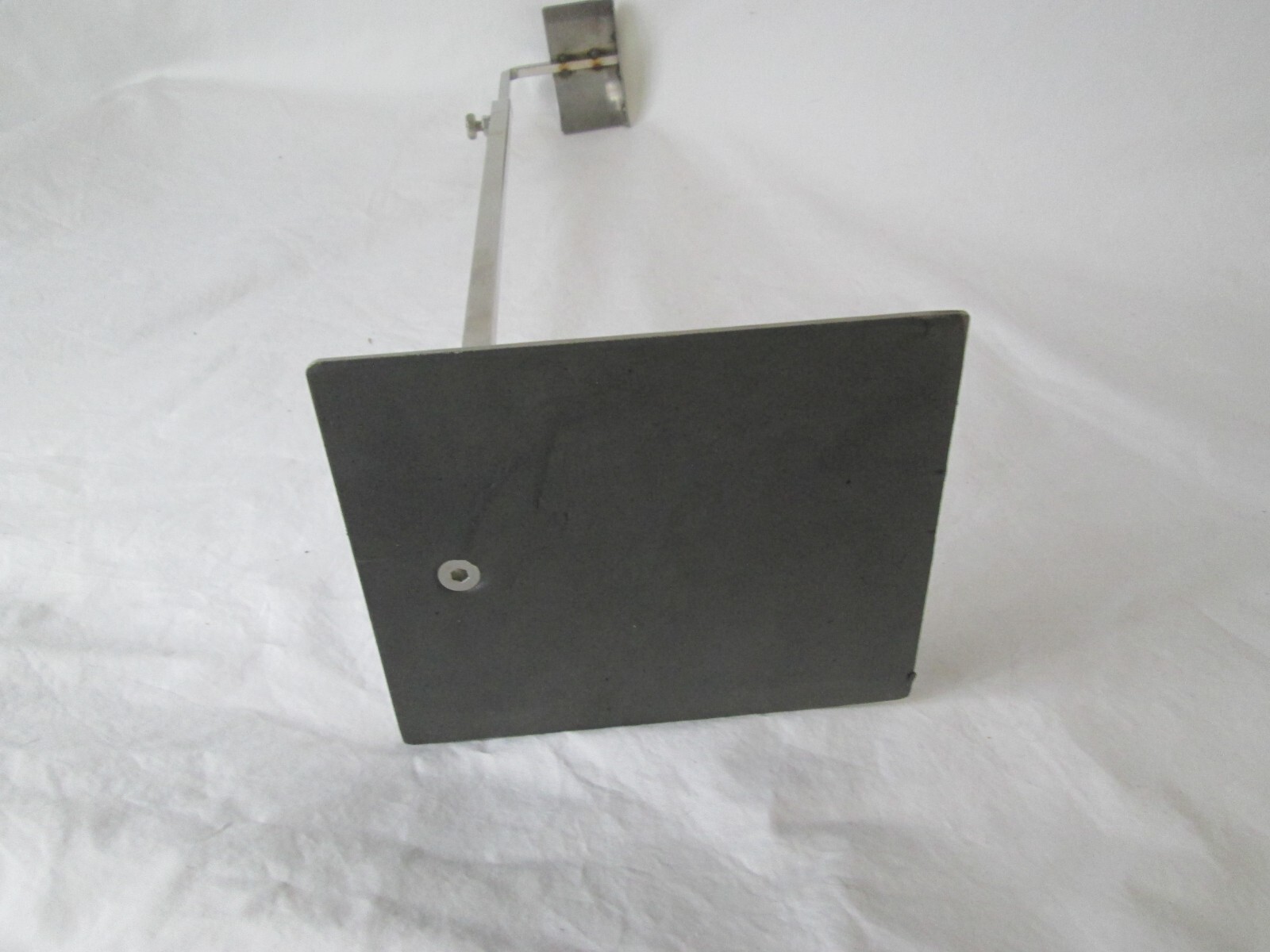 Adjustable Metal Handbag Rack Tabletop Purse Display Stand Single Silver