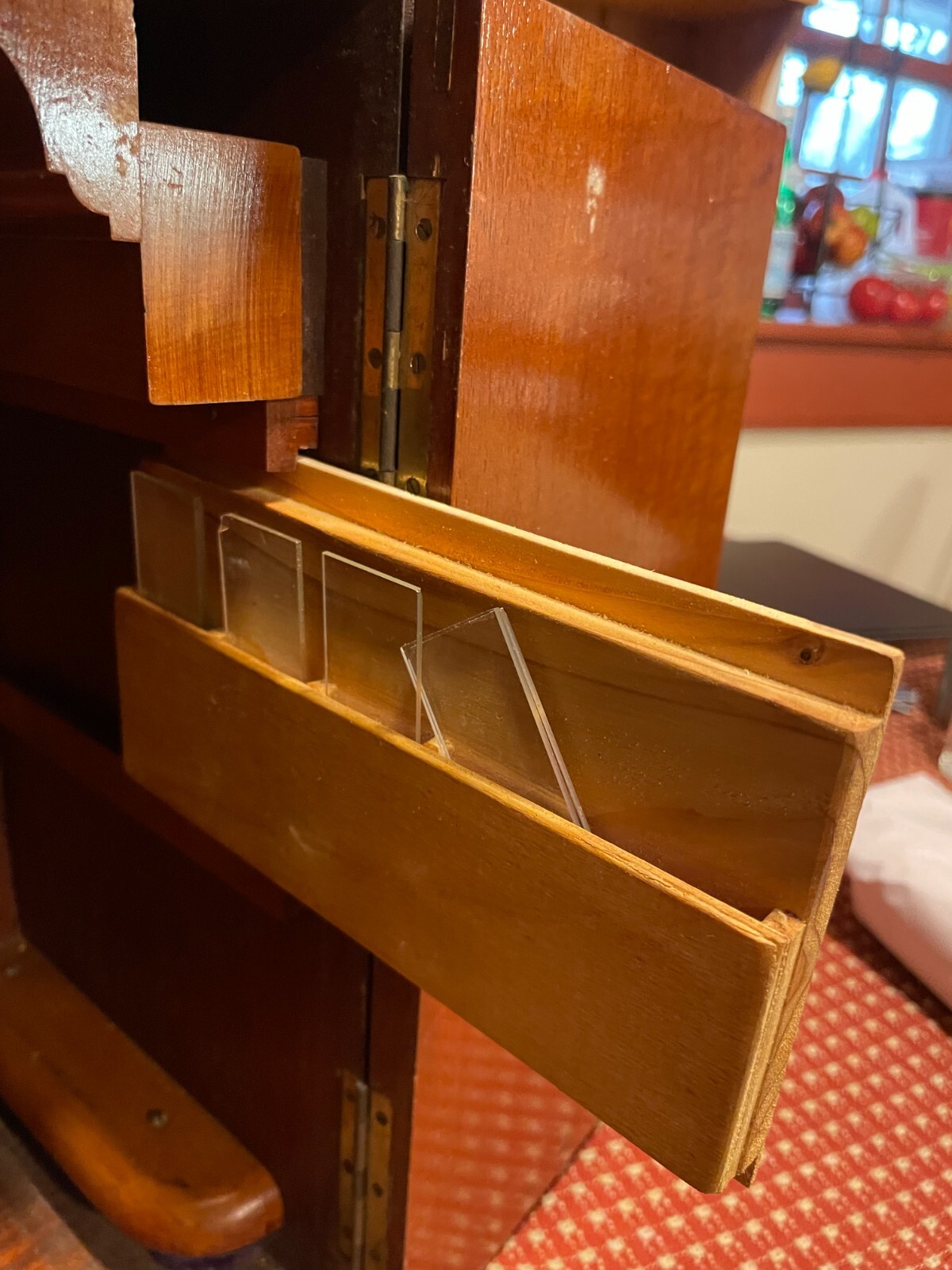 BAUSCH & LOMB MICROSCOPE W/ORIGINAL WOODEN CASE AND OPTICS