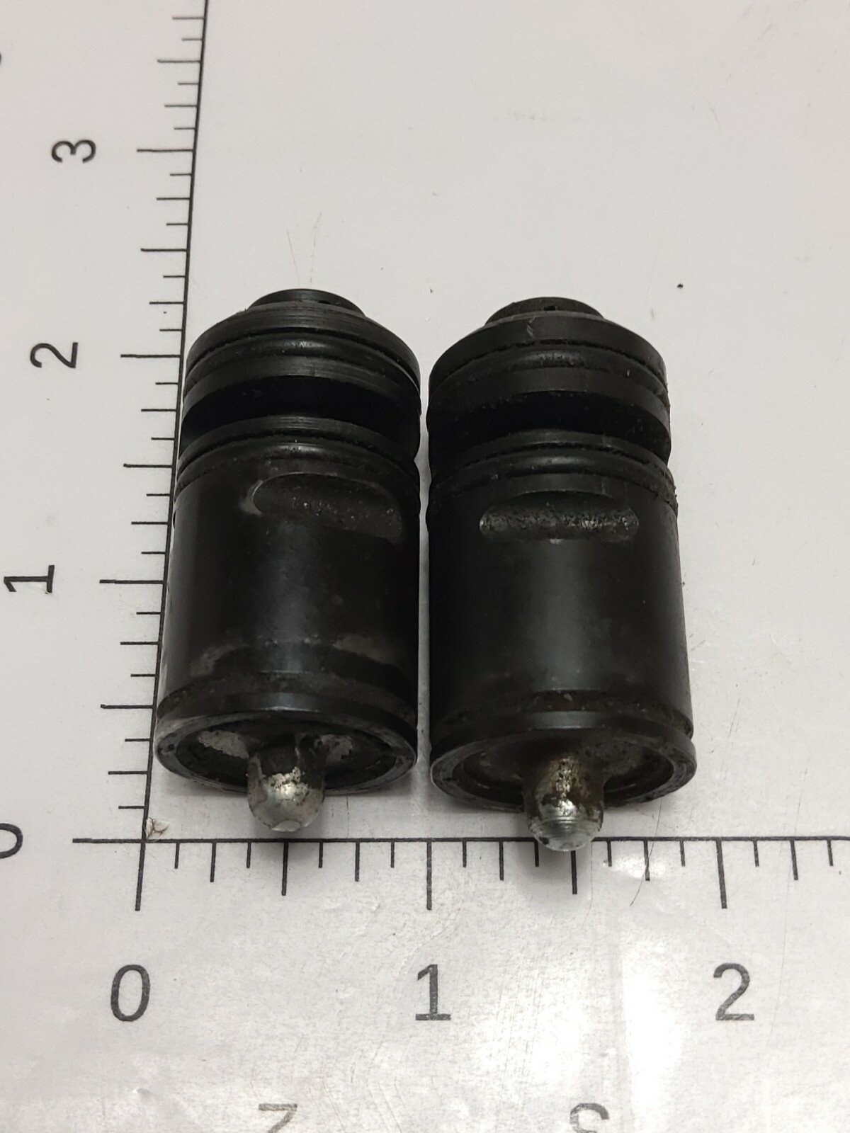 LOT OF 2 PASLODE VALVE ASSEMBLY 91842 (USED)
