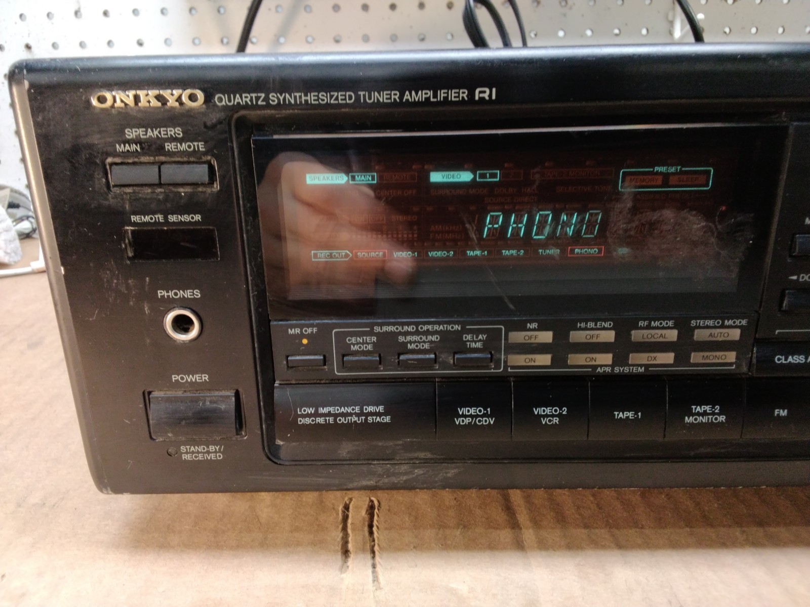 Onkyo Quartz Synthesized Tuner Amplifier TX-906