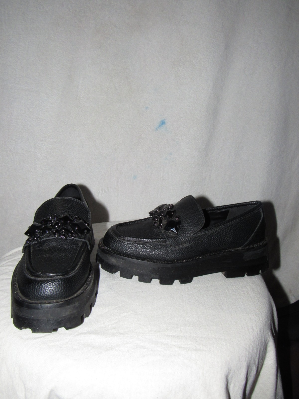 Elegant studed Loafers