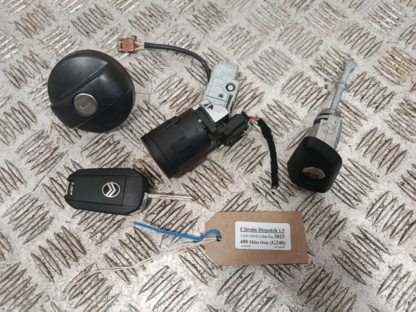 Dispatch Expert Vivaro IV 17-On Ignition Lock Set 1608682880 GENUINE G240