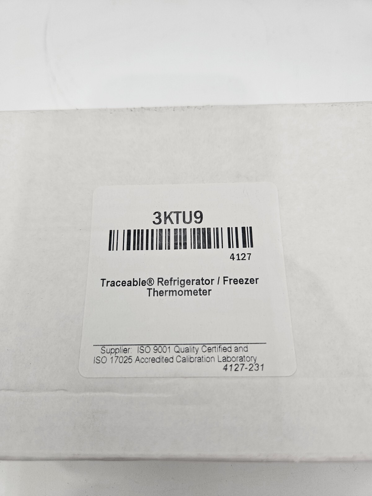 TRACEABLE 4127 Digital Thermometer, ±1°C Temperature 3ktu9