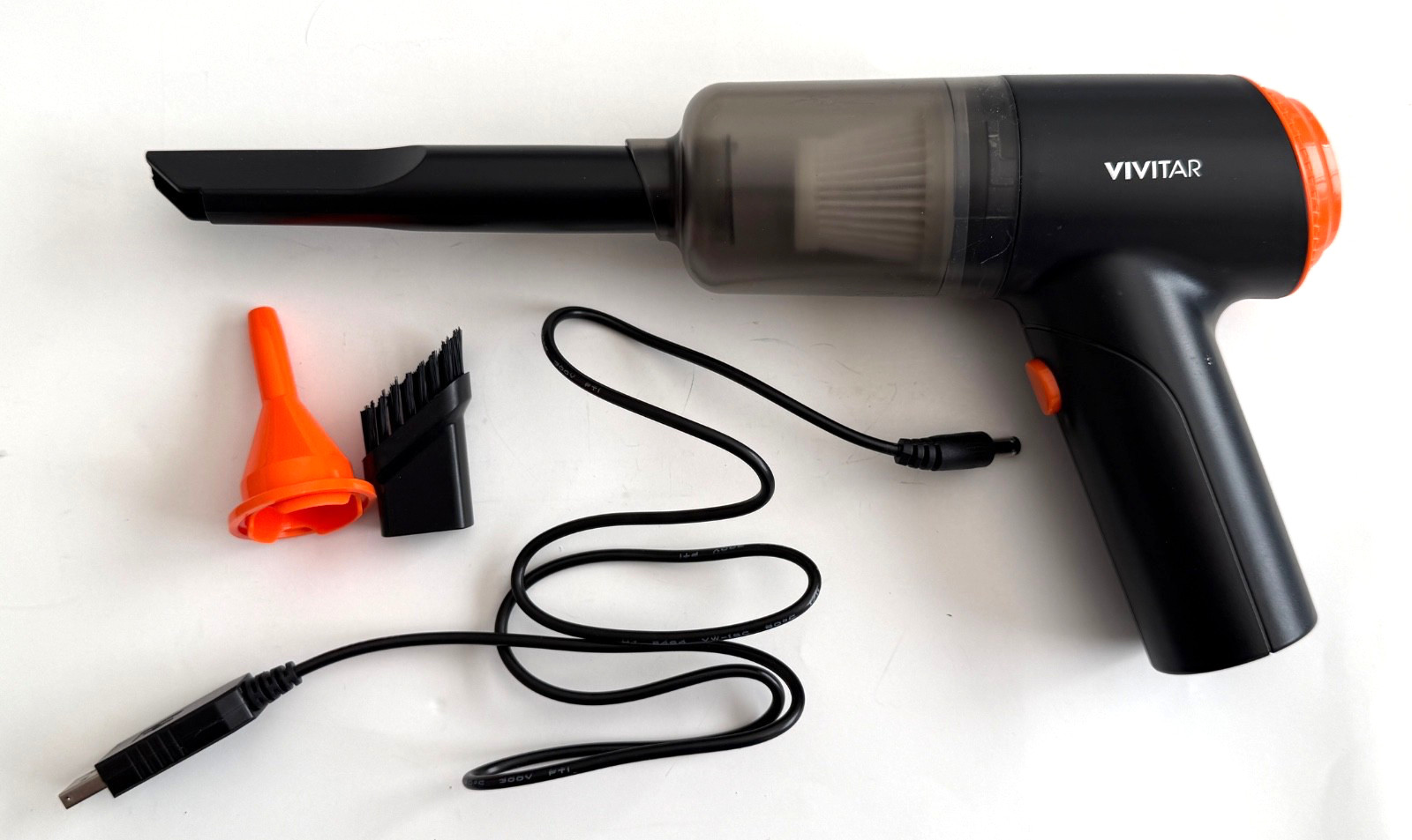 Air Duster and Vacuum- Vivitar - portable. For computers and other.