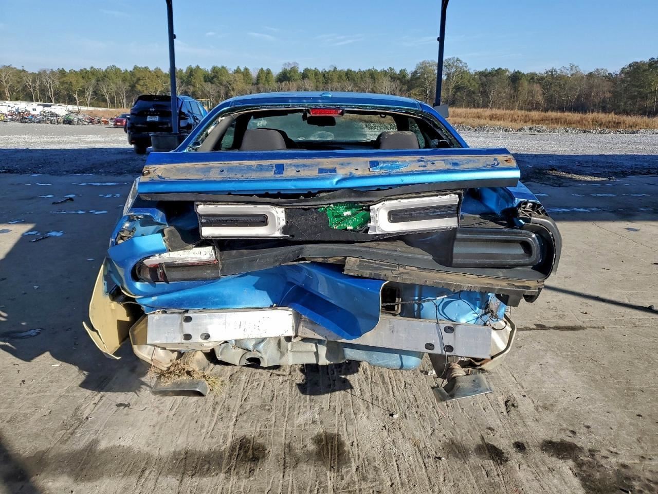 CHALLENGE 2016 Glove Box 5009259