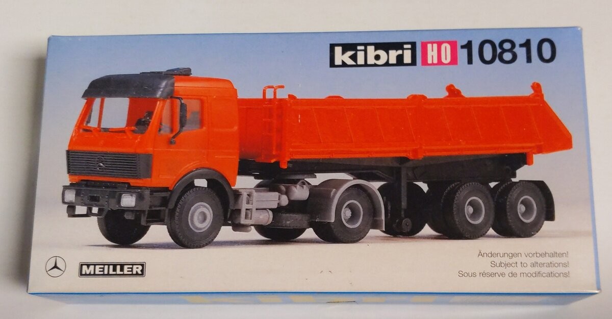 Kibri 10810 HO Scale MB 2-Axle Articulated Tipper Lorry Model Kit