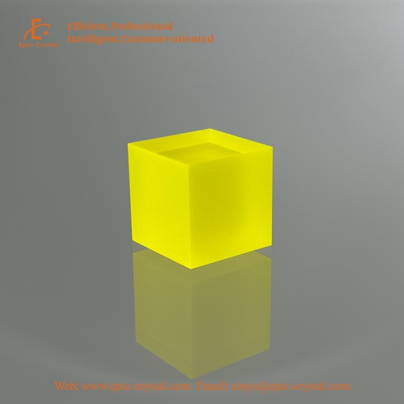 GAGG one side polished 10X10X10mm