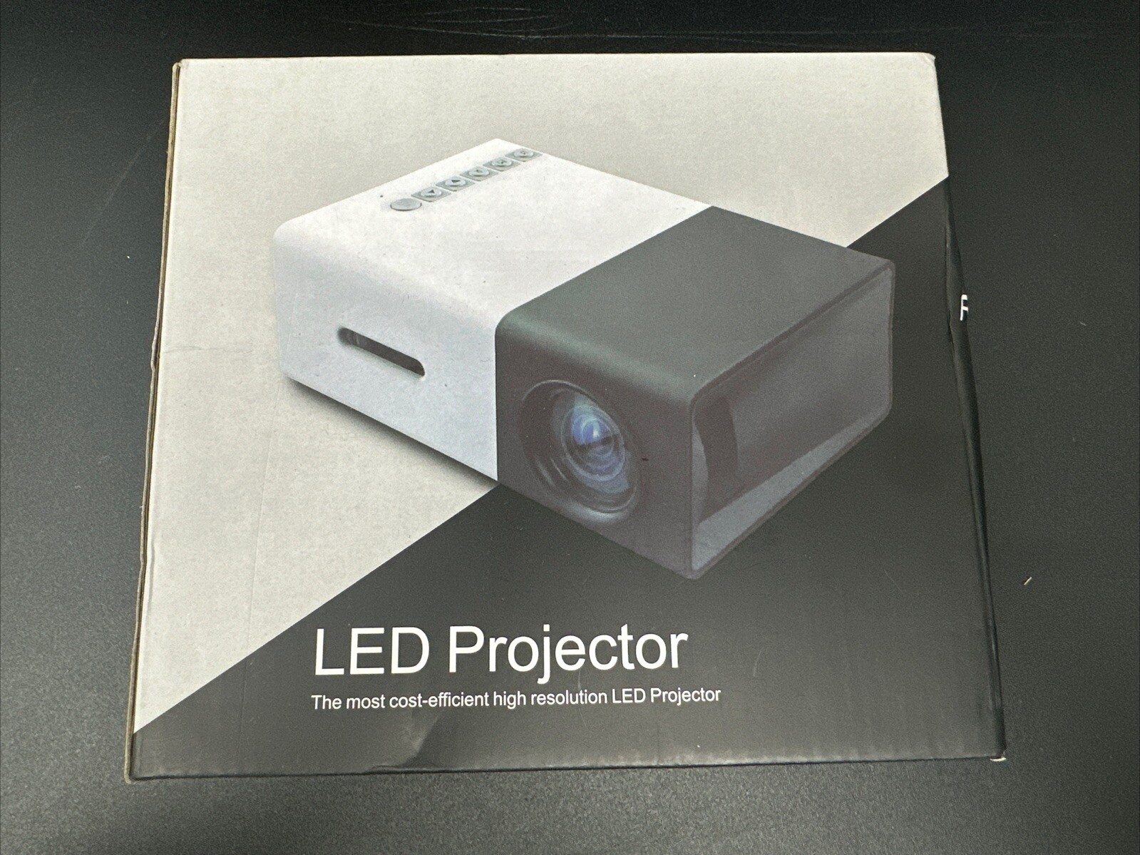 Mini Projectror Q1