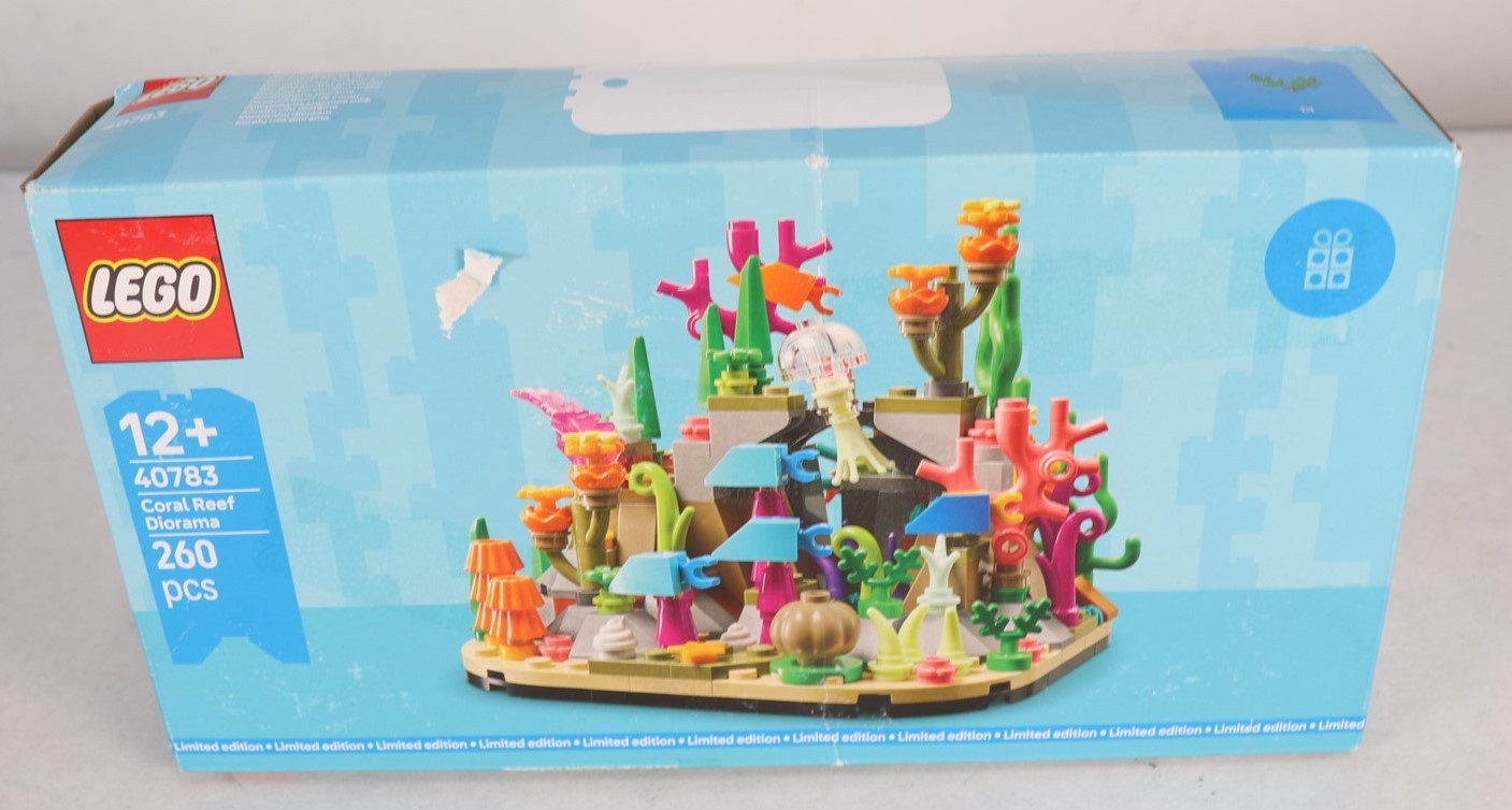 LEGO 40783 Coral Reef Diorama 260pcs New Box Damage