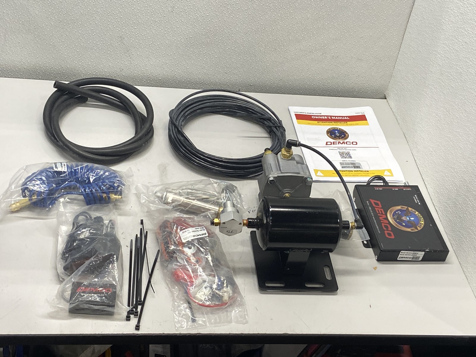 SMI / Demco Air Force One Supplemental Braking System Wireless Coachlink 9599019