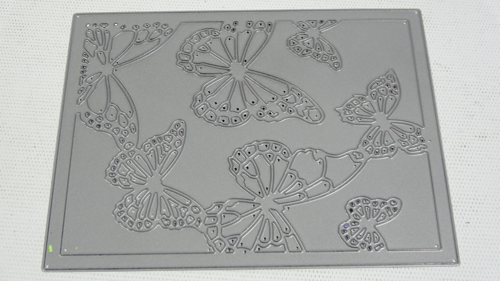 2015 Memory Box Craft Steel Die Floating Butterfly Frame 99138