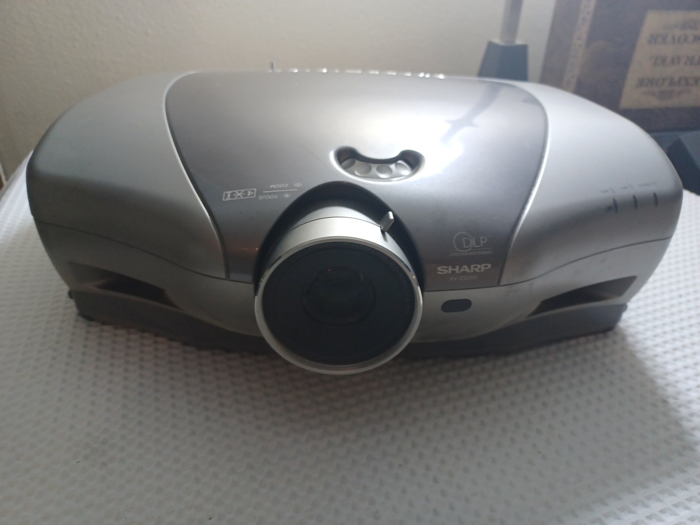 SHARP Vision XV-Z12000 DLP HD Projector - No remote