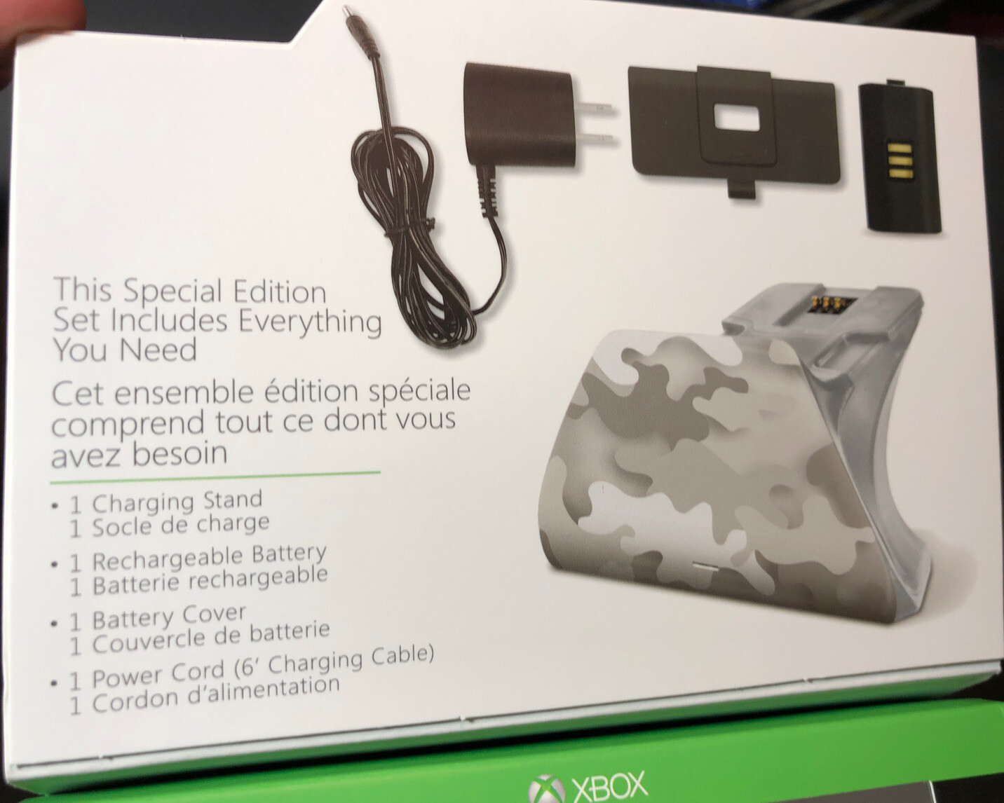 Controller Gear XBOX ONE Pro Charging Stand [ Arctic Camo ] NEW