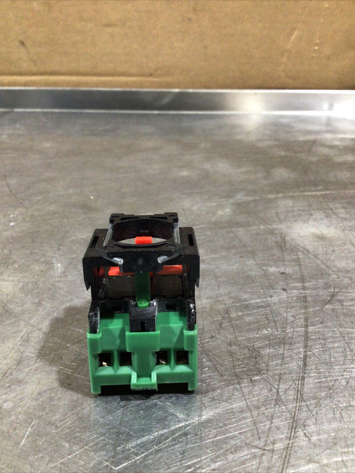 CONTACT BLOCK CLASS 9001 TYPE DA11 SQUARE D