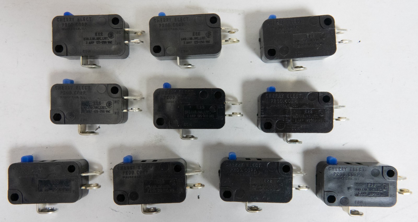 Lot of 10 NEW Cherry E22 Microswitches 3A 250V