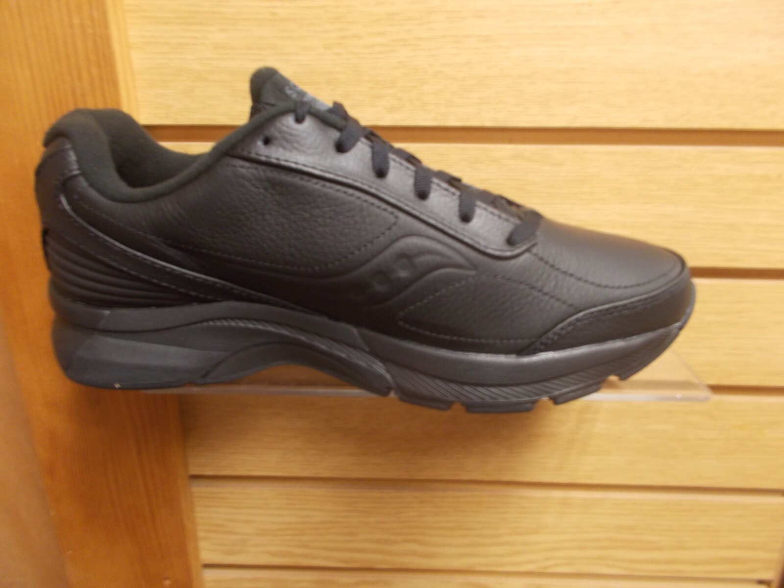 SAUCONY MEN'S OMNI WALKER 3 STABLE WALKING SHOE BLACK MEDIUM D WIDTH NEW 40202-2