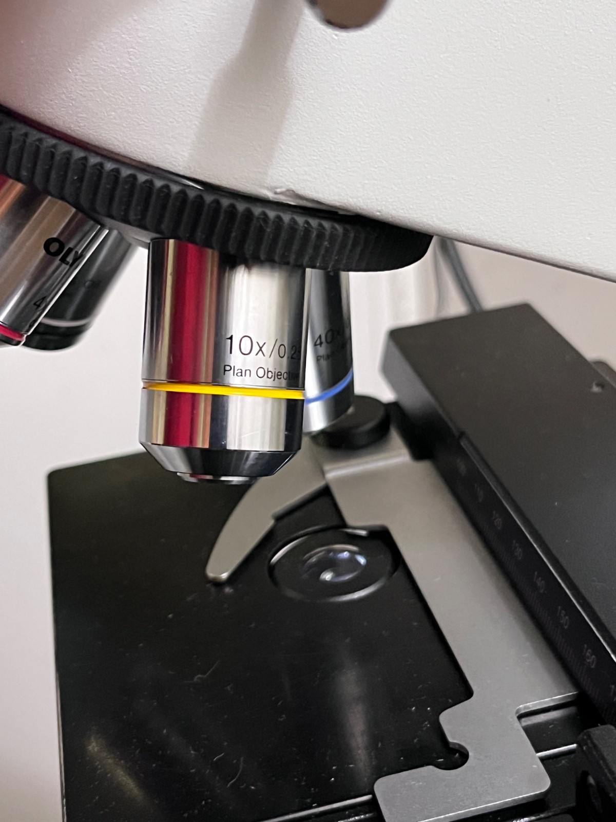 OLYMPUS CX21FS1 BINOCULAR MICROSCOPE PLAN 4 10 40 100 OBJECTIVES Olympus CX21