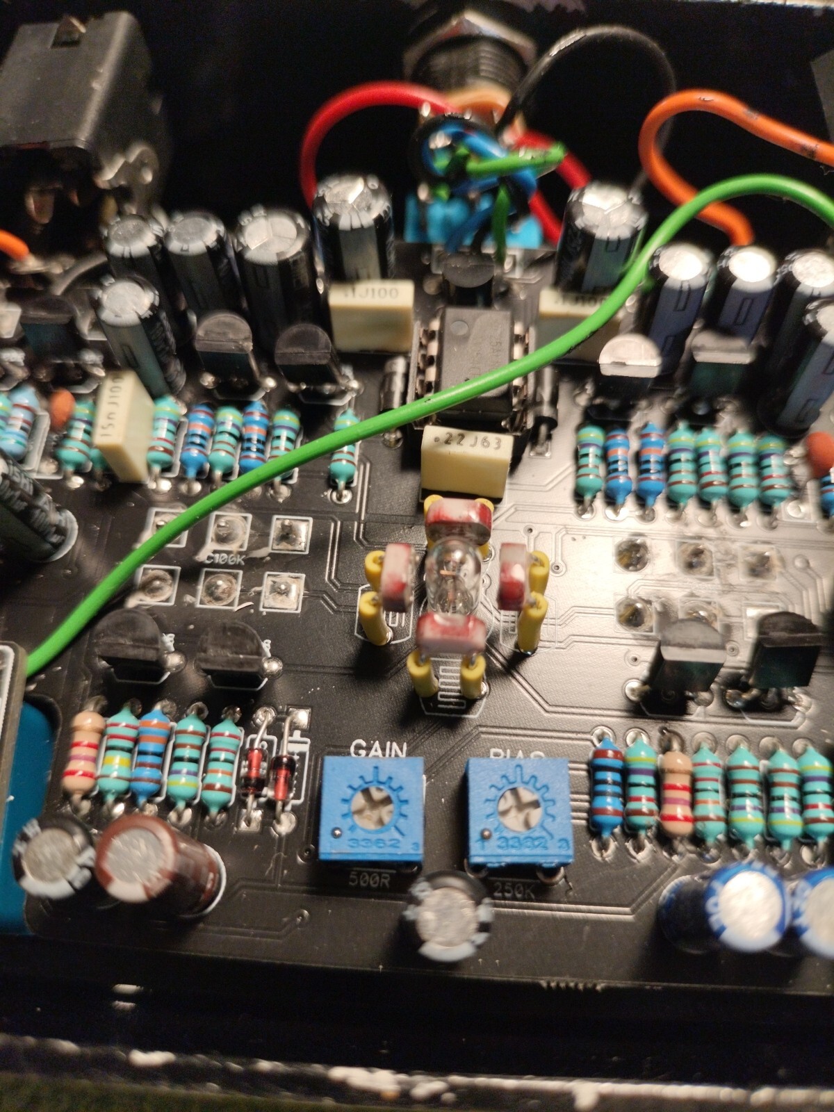 ELECTROVIBE, Univibe rotating speaker simulator, Chorus/Vibrato