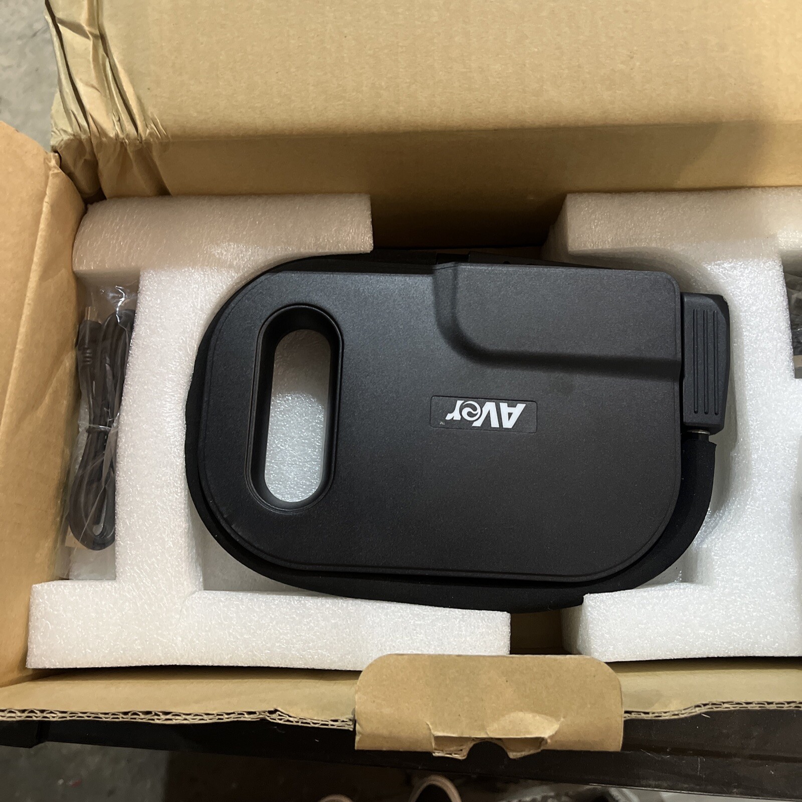 AVER AVERVISION U10 USB POWERED DOCUMENT CAMERA