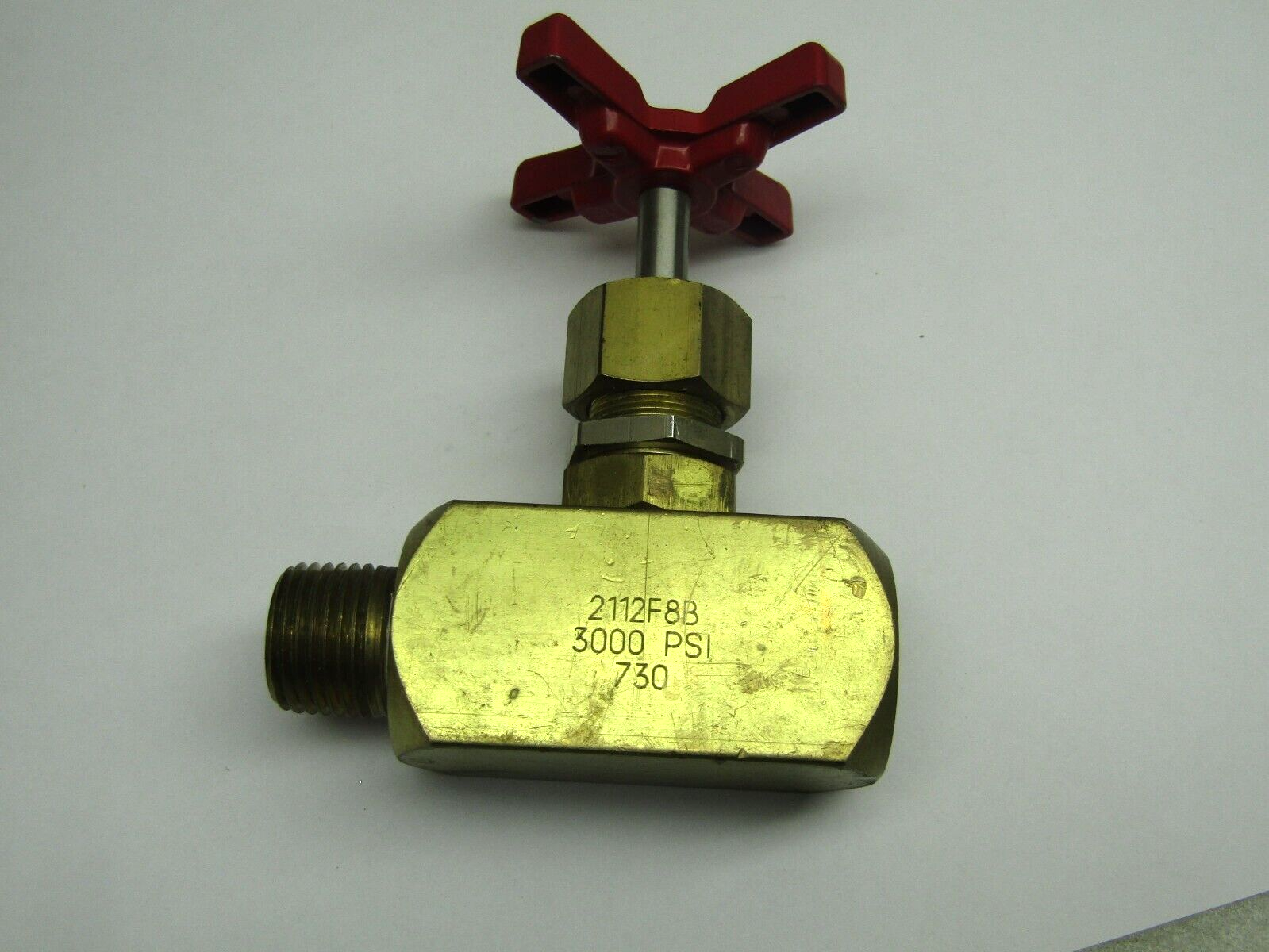 Hoke 2112F8B 3000 PSI Needle Valve 1/2" NPT Brass